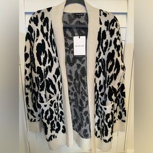 NWT Who What Wear oversized long sweater, Size XS